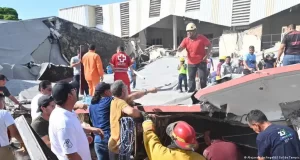 Derrumbe de iglesia deja al menos siete muertos y diez heridos en México