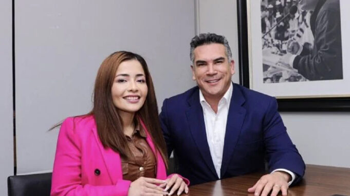 Claudia Balderas y Alito Moreno