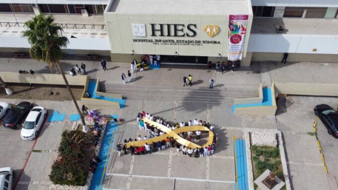 Conmemora Salud Sonora lucha contra el cáncer infantil junto a pacientes del HIES