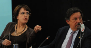 Aguinaldo de 30 días para todos, aprueba comisión en el Senado