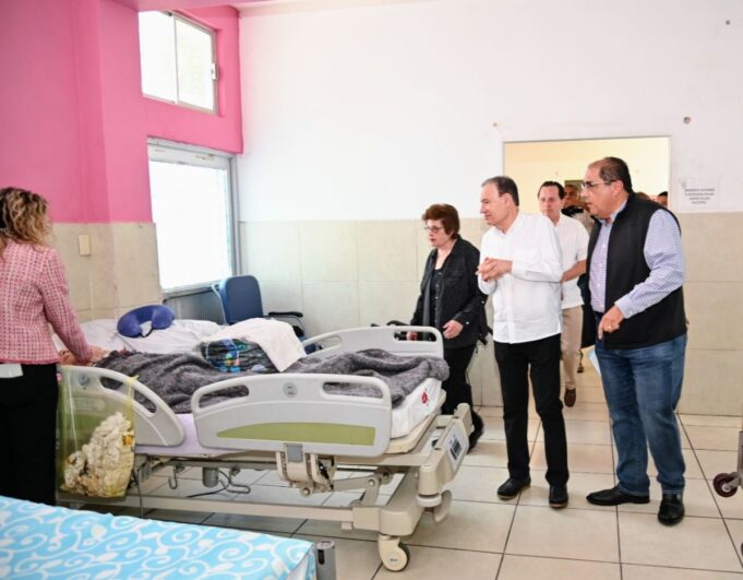 Supervisa Gobernador Jornada de salud en Albergue Luz Valencia