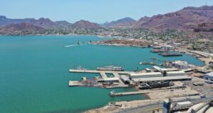 Con Plan Sonora, Gobernador Durazo atrae interés de naviera danesa para invertir en el Puerto de Guaymas