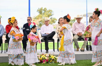 Gobernador Durazo y sector minero entregan Unidad Deportiva para niñas, niños y jóvenes del Río Sonora