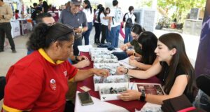 Gobernador Durazo beneficia a familias empalmenses con servicios gratuitos de la feria “Sonora Atiende”