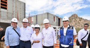 Gobernador Durazo cumple y avanza construcción de 12 mil viviendas para garantizar seguridad patrimonial a familias
