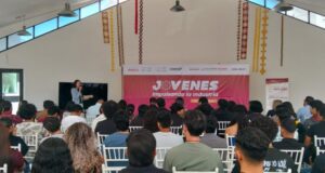 Gobierno de Sonora impulsa talento universitario con “Jóvenes Impulsando la Industria” en Nogales