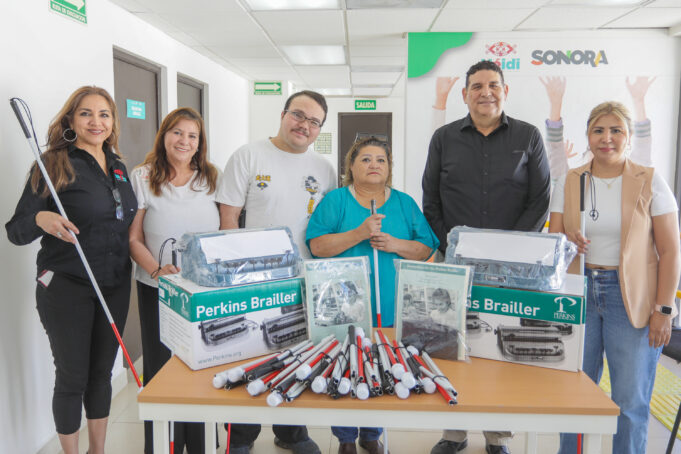 Donan diputados del Congreso de Sonora equipo al Centro Néidi