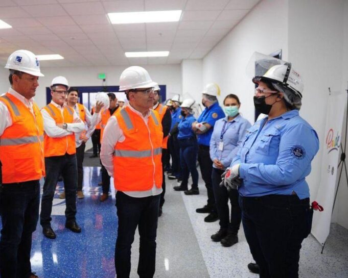 Gobernador Durazo coloca a Sonora en primer lugar de exportación minera en la frontera norte