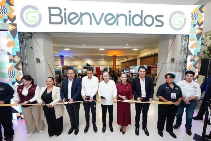 Gobernador Durazo y Canadevi fortalecen la vivienda en Sonora con inicio de 55 mil casas para familias vulnerables