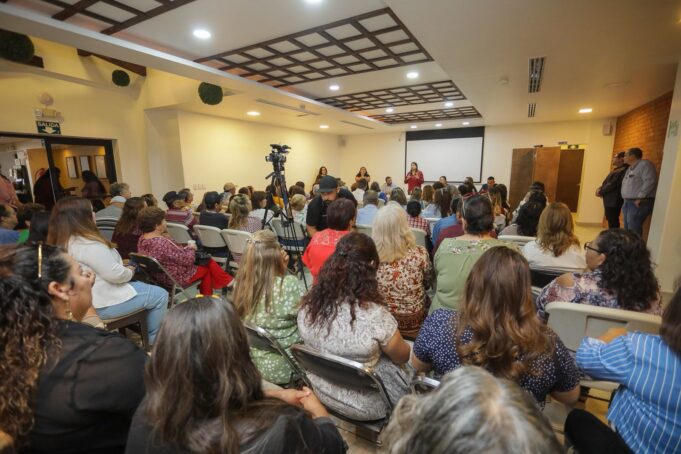 El Congreso de Sonora socializa con caborquenses Ley de Tarifa Social