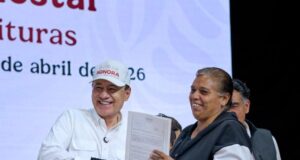 Gobernador Durazo y Sedatu entregan escrituras y fortalecen certeza patrimonial en Sonora
