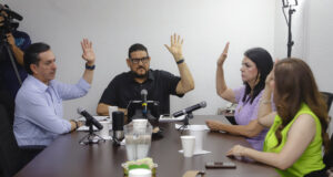 Acuerdan en comisión no iniciar procedimiento de juicio político contra servidores públicos