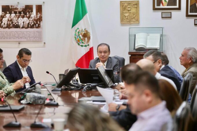 Gobernador Durazo disminuye 55% el promedio de homicidios diarios en Sonora con estrategia coordinada Gobernador Durazo disminuye 55% el promedio de homicidios diarios en Sonora con estrategia coordinada