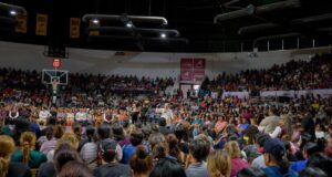 Gobernador Durazo fortalece economía de 16 mil familias con tarjetas de oportunidades del Bienestar