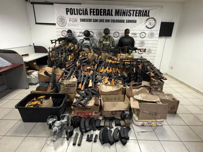 Asegura Mesa Estatal de Seguridad arsenal de alto poder en SLRC Asegura Mesa Estatal de Seguridad arsenal de alto poder en SLRC