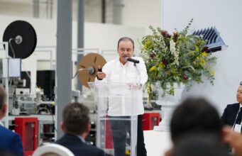 Gobernador Durazo fortalece alianza estratégica con industria aeroespacial en Sonora